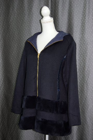 レッキスファー使い　ウール混＆ダウンリバーシブルフーディーコートの画像