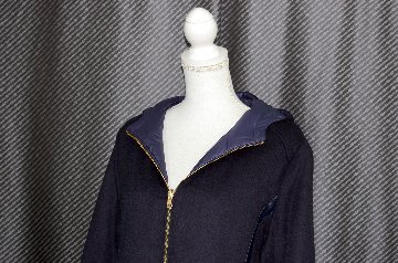 レッキスファー使い　ウール混＆ダウンリバーシブルフーディーコートの画像