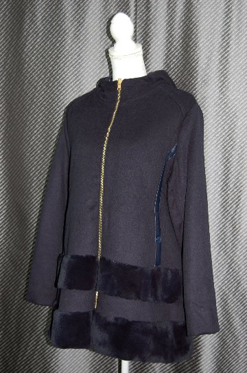 レッキスファー使い　ウール混＆ダウンリバーシブルフーディーコートの画像