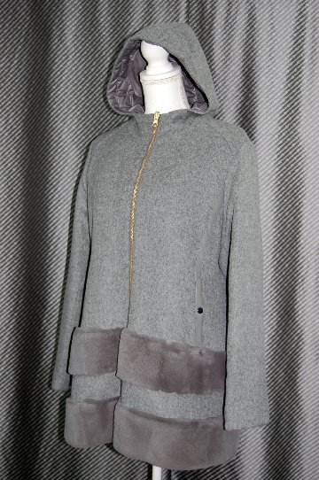 レッキスファー使い　ウール混＆ダウンリバーシブルフーディーコートの画像