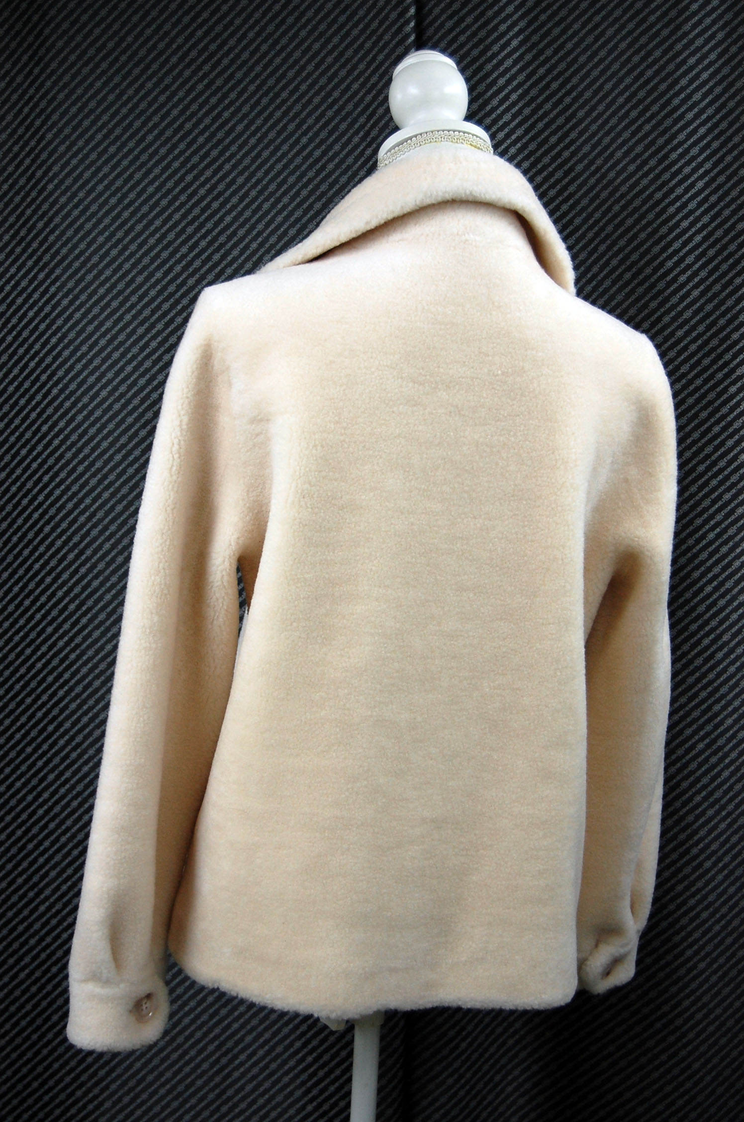 ラムウール　ライダースジャケットの画像