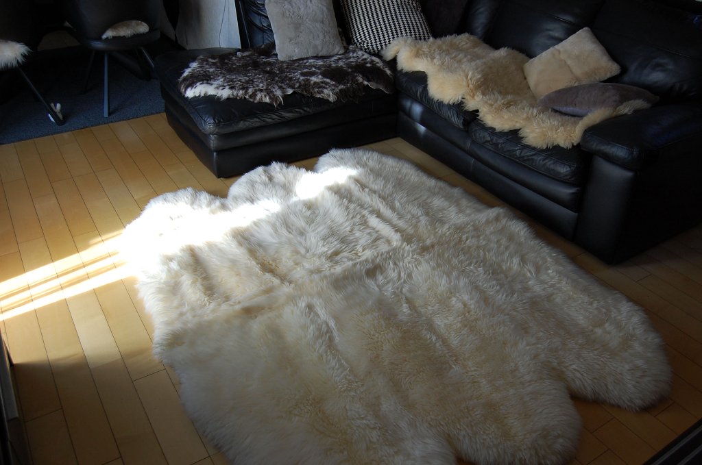長毛ムートン　6枚物ラグ（140×170cm）の画像