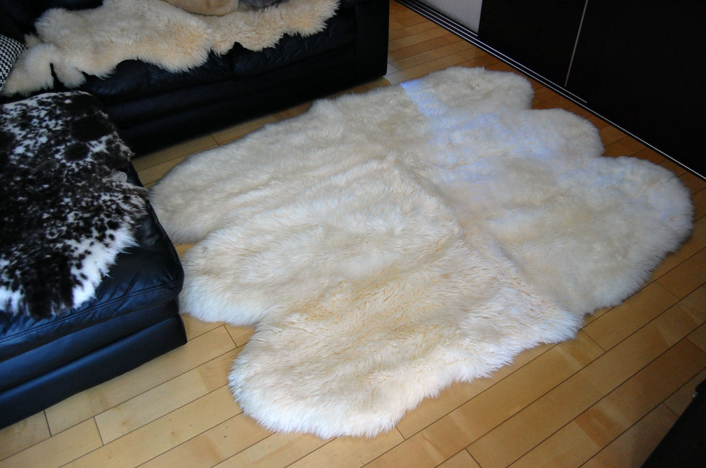 長毛ムートン　6枚物ラグ（140×170cm）の画像