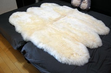 長毛ムートン　6枚物ラグ（140×170cm）の画像