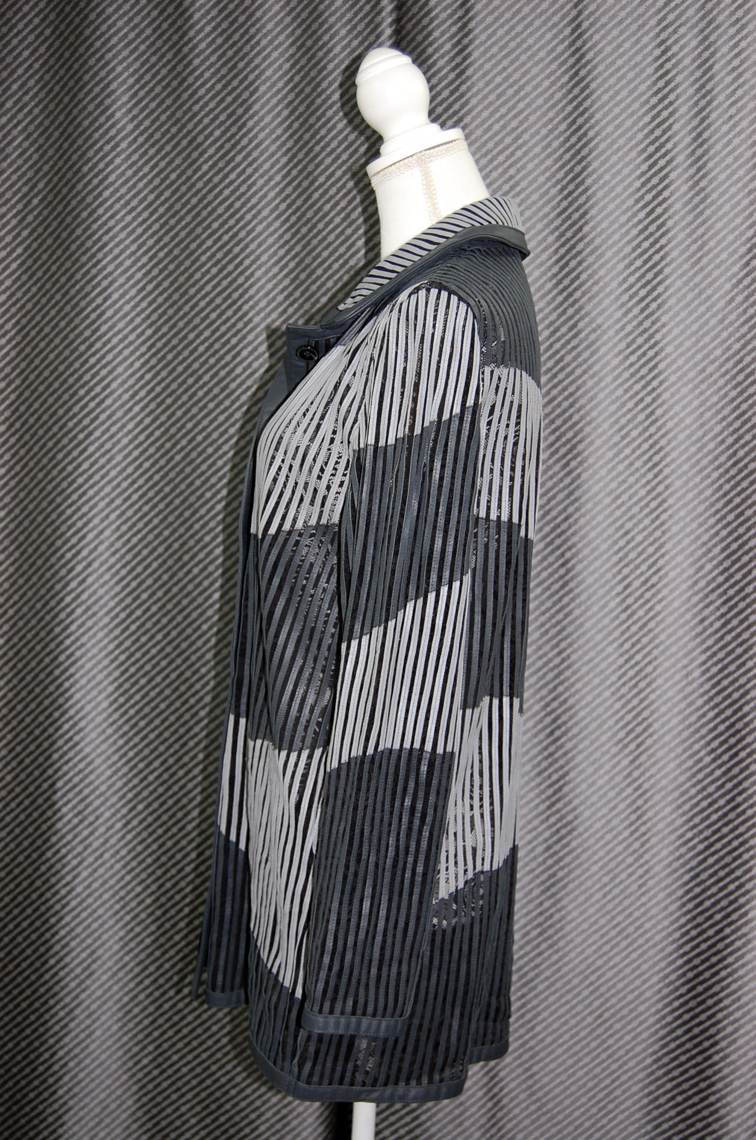 ラムレザー＆レース　リバーシブルジャケットの画像