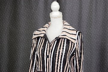 ラムレザー＆レース　リバーシブルロングジャケットの画像