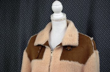 ラムウール　ベルト付スタンドカラージャケットの画像