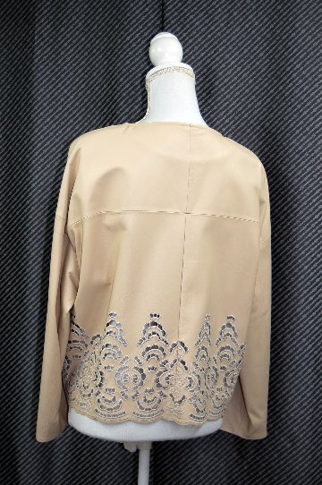 ラムレザー　刺しゅう入りオーバーサイズジャケットの画像