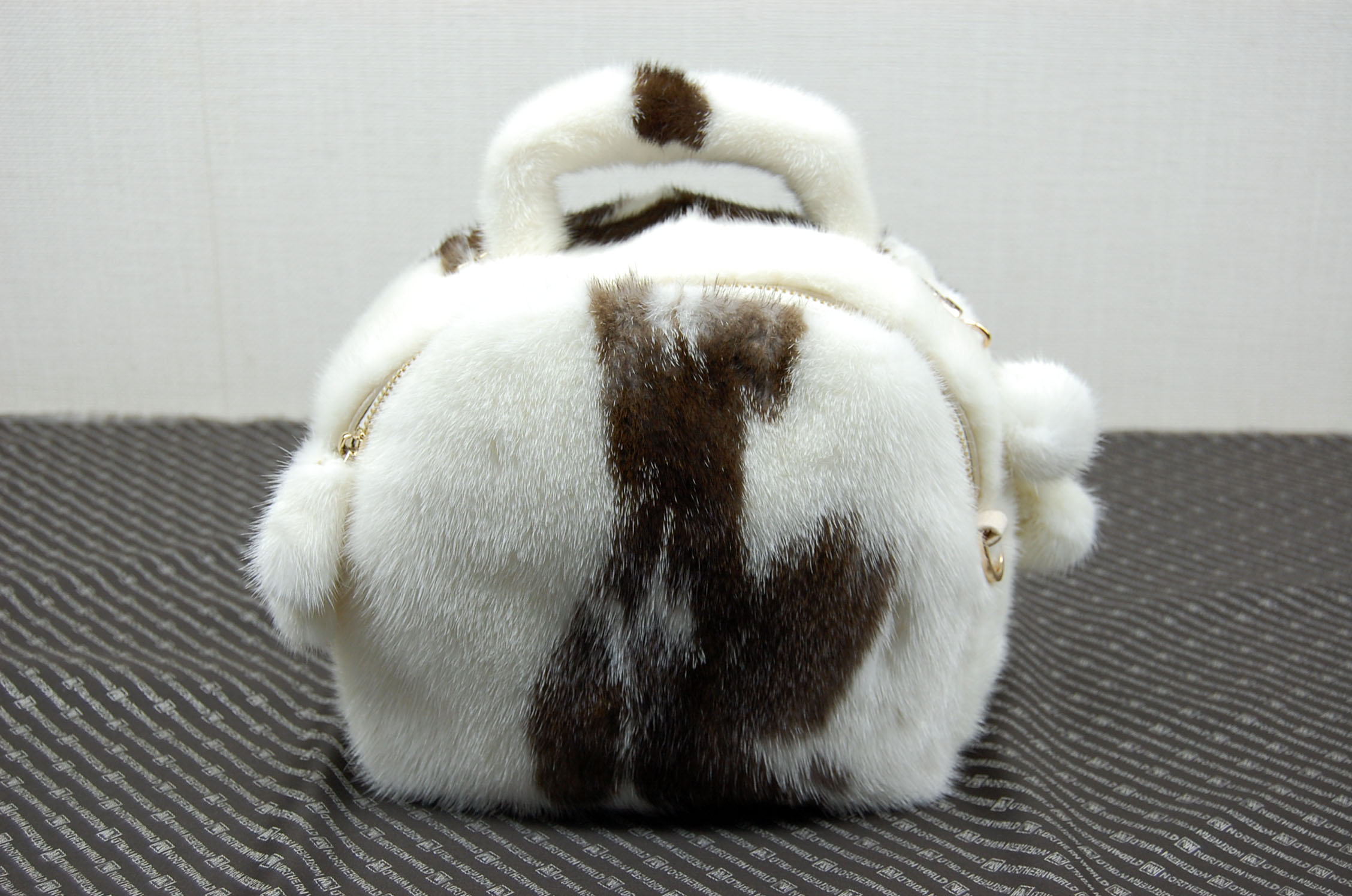 ジャガーミンク　2wayハンドバッグの画像