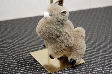ムートン　チャーム（キャメル）の画像