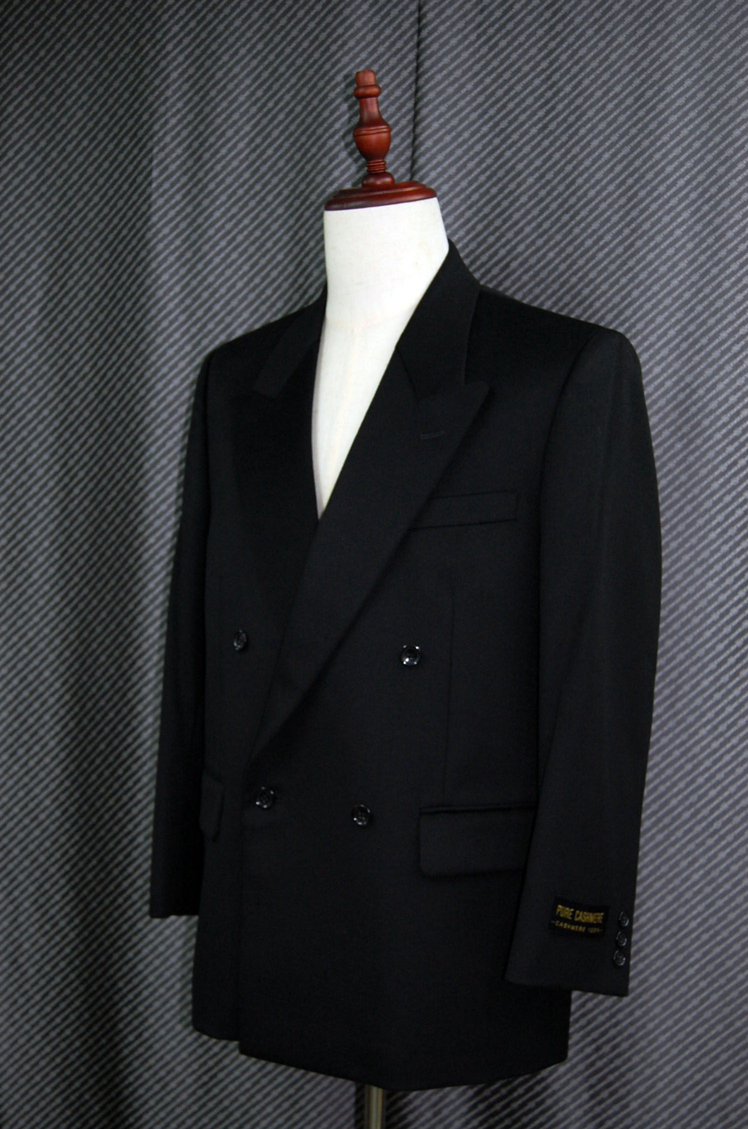 Men'sカシミヤ100％　ダブルブレストジャケットの画像