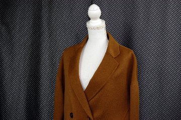 カシミヤ100％　ダブルブレストジャケットの画像
