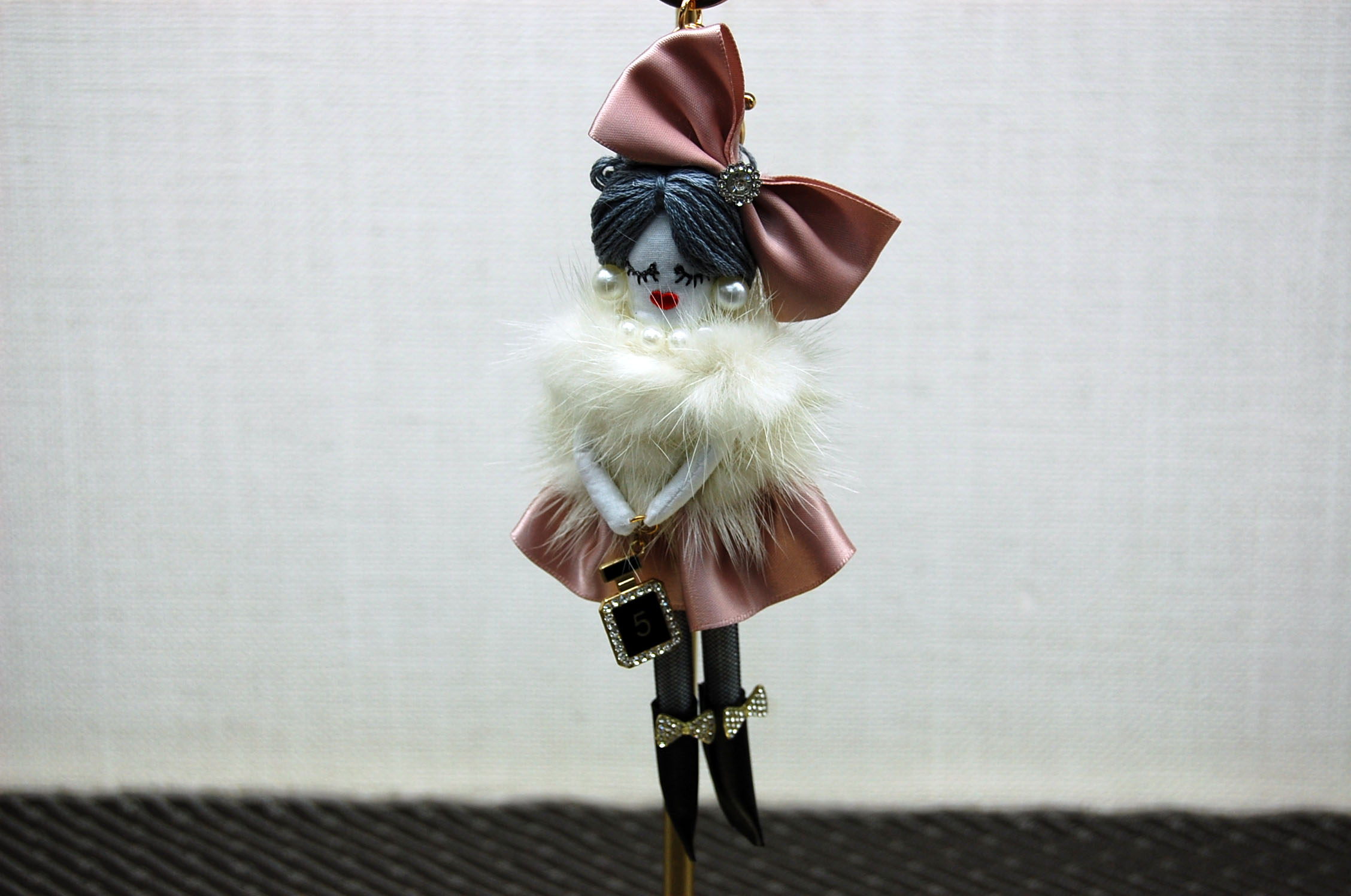 ミンク　ドールチャームの画像