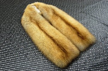 ゴールデンセーブル　フルスキンマフラーの画像