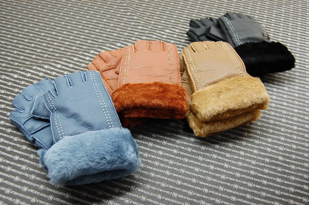 ムートン　ダブルフェイスフィンガーレスグローブ（ステッチ）の画像