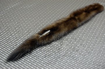 ロシアンセーブル　テール付マフラーの画像