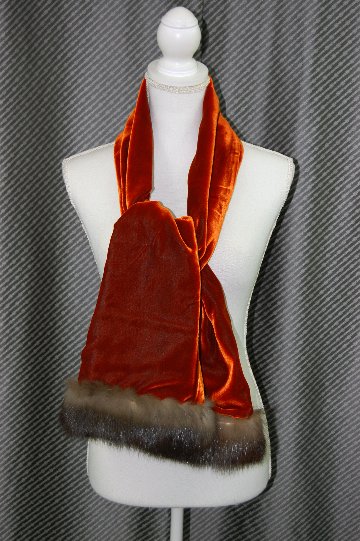 ITALY製ベルベットストール　ロシアンセーブルトリムの画像