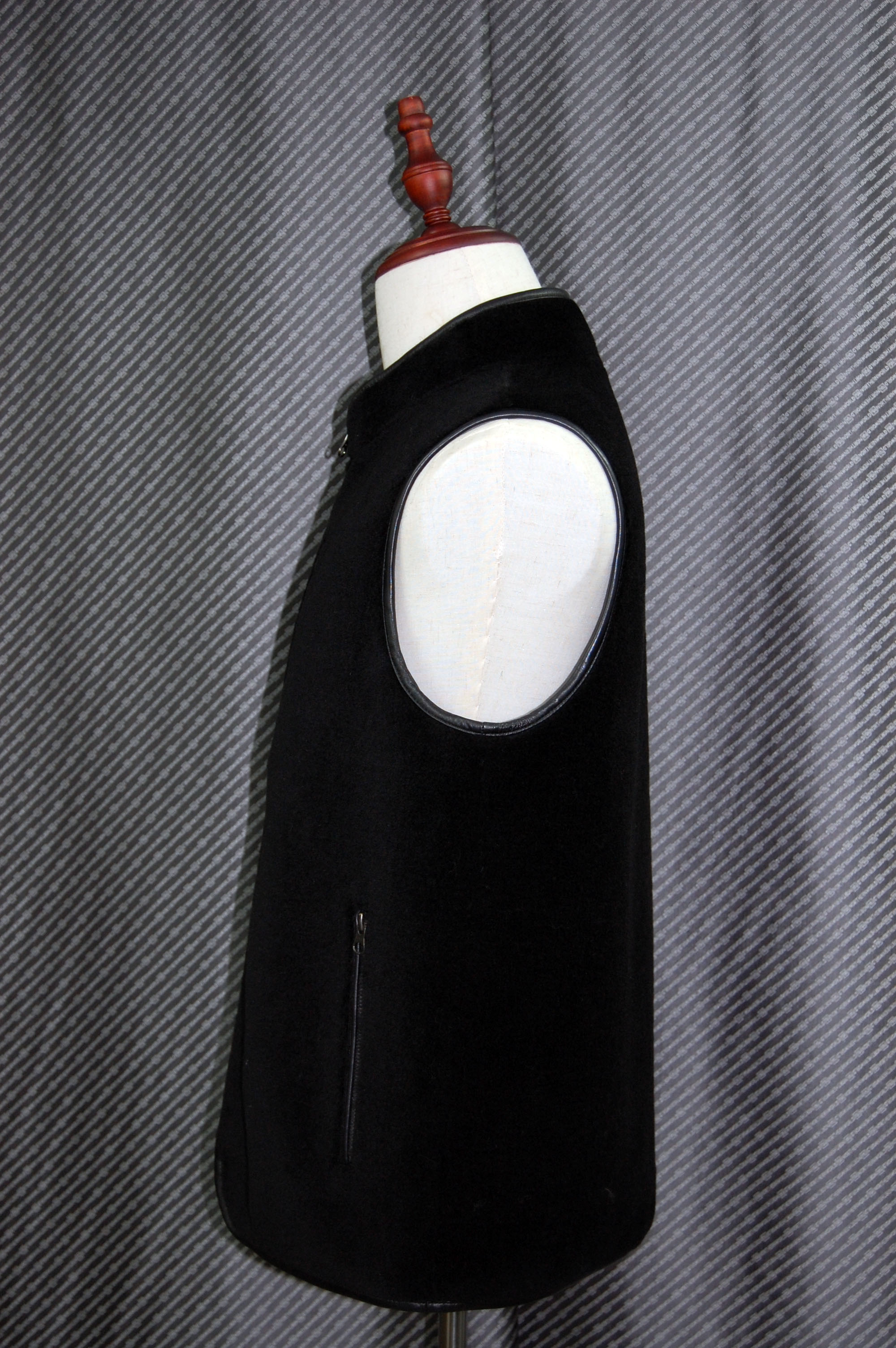 JEAN-LOUIS SCHERRER　Men'sラムウール　ベストの画像