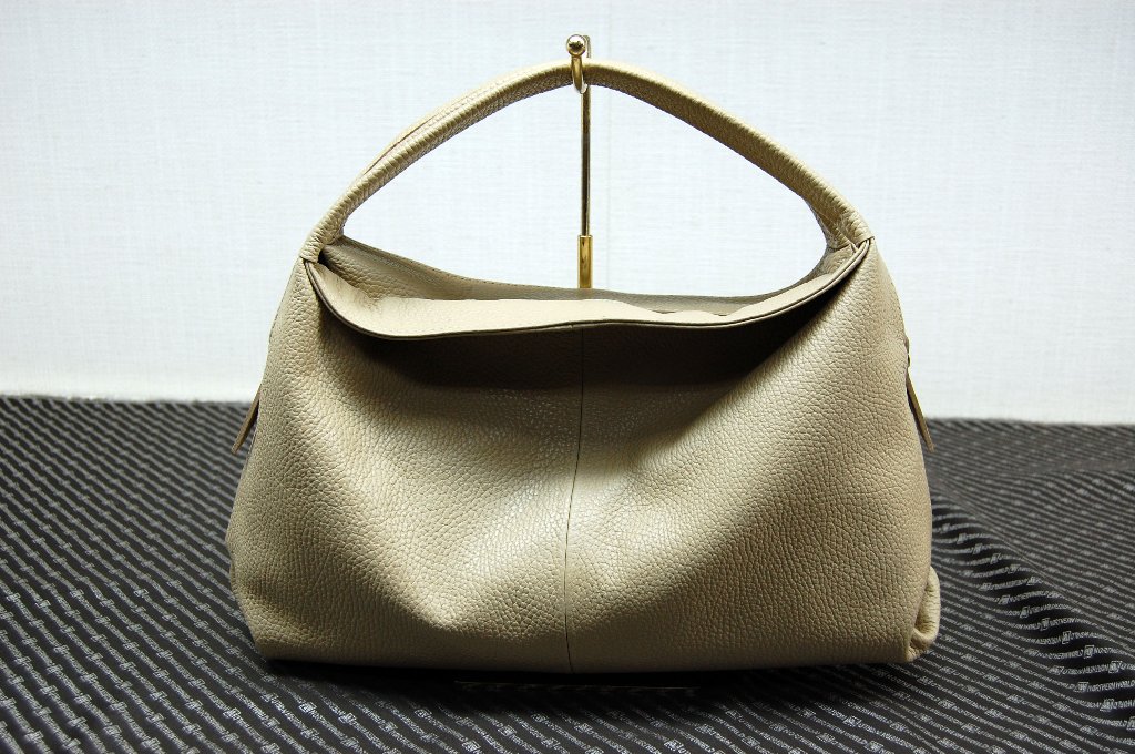 イタリアンカーフレザー　ハンドバッグの画像