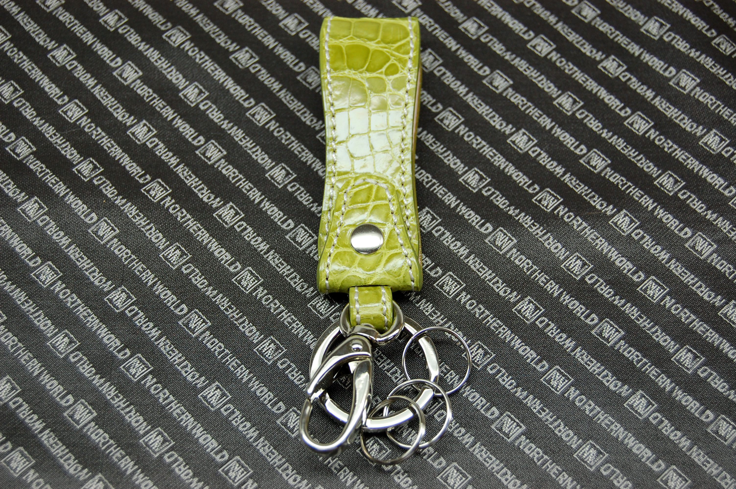 シャイニングクロコダイル　キーホルダーの画像