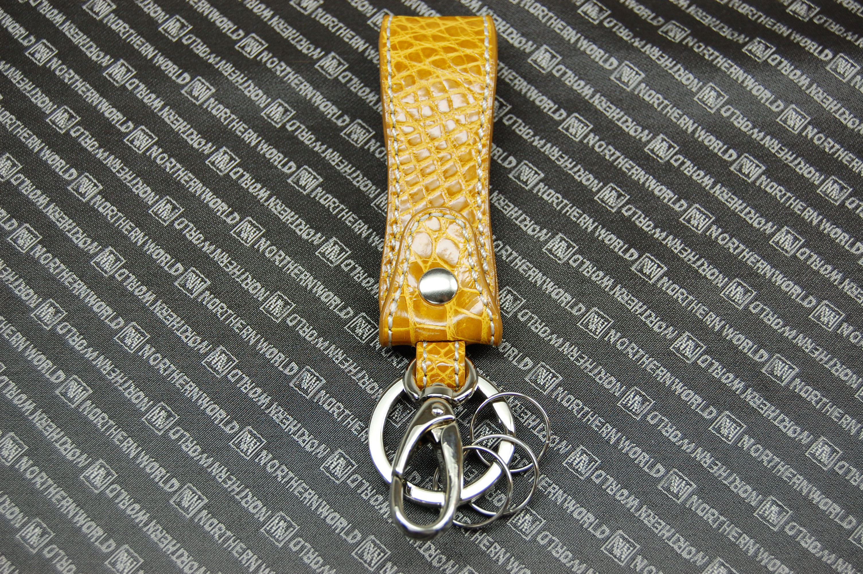 シャイニングクロコダイル　キーホルダーの画像