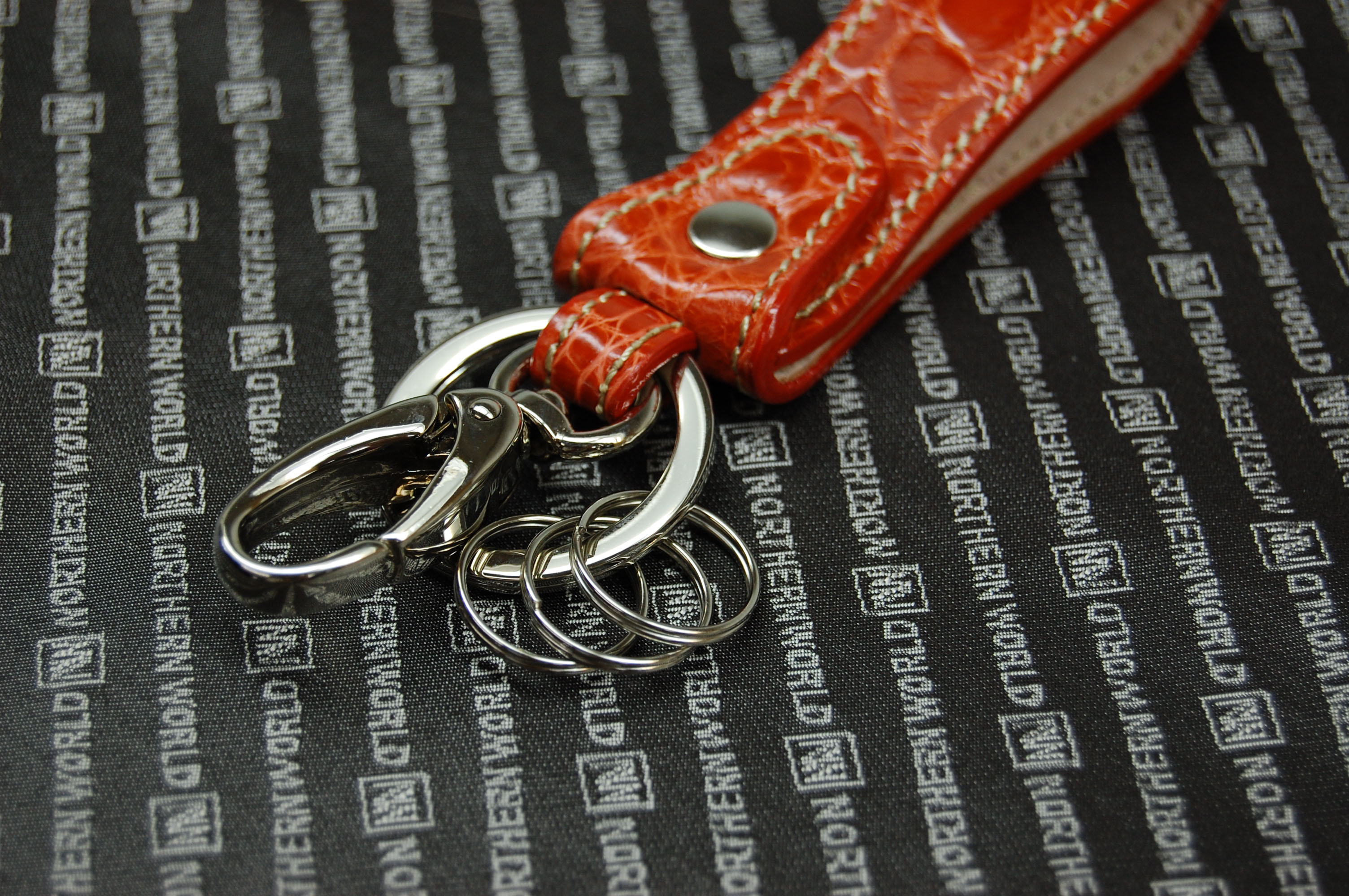 シャイニングクロコダイル　キーホルダーの画像