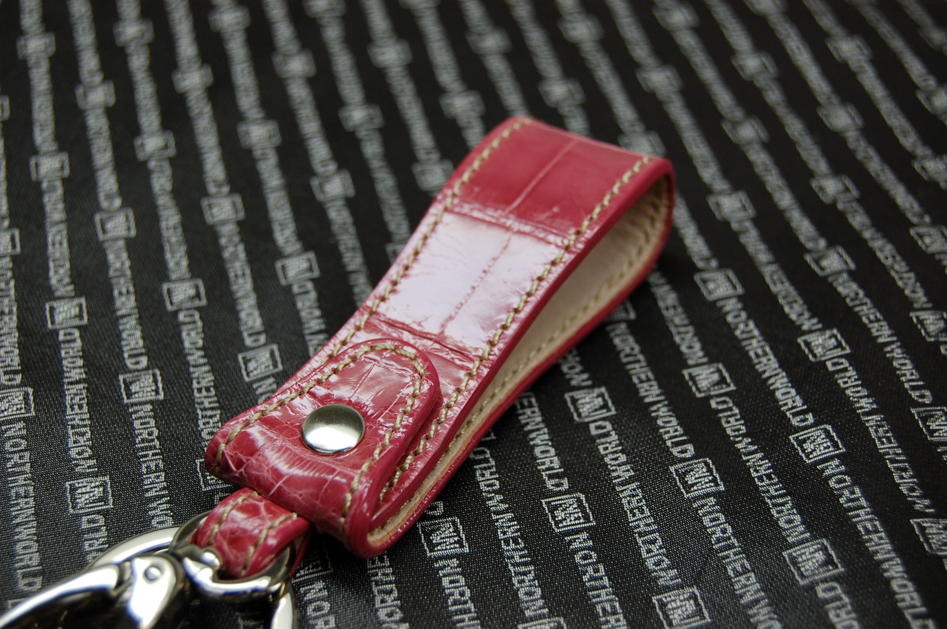 シャイニングクロコダイル　キーホルダーの画像