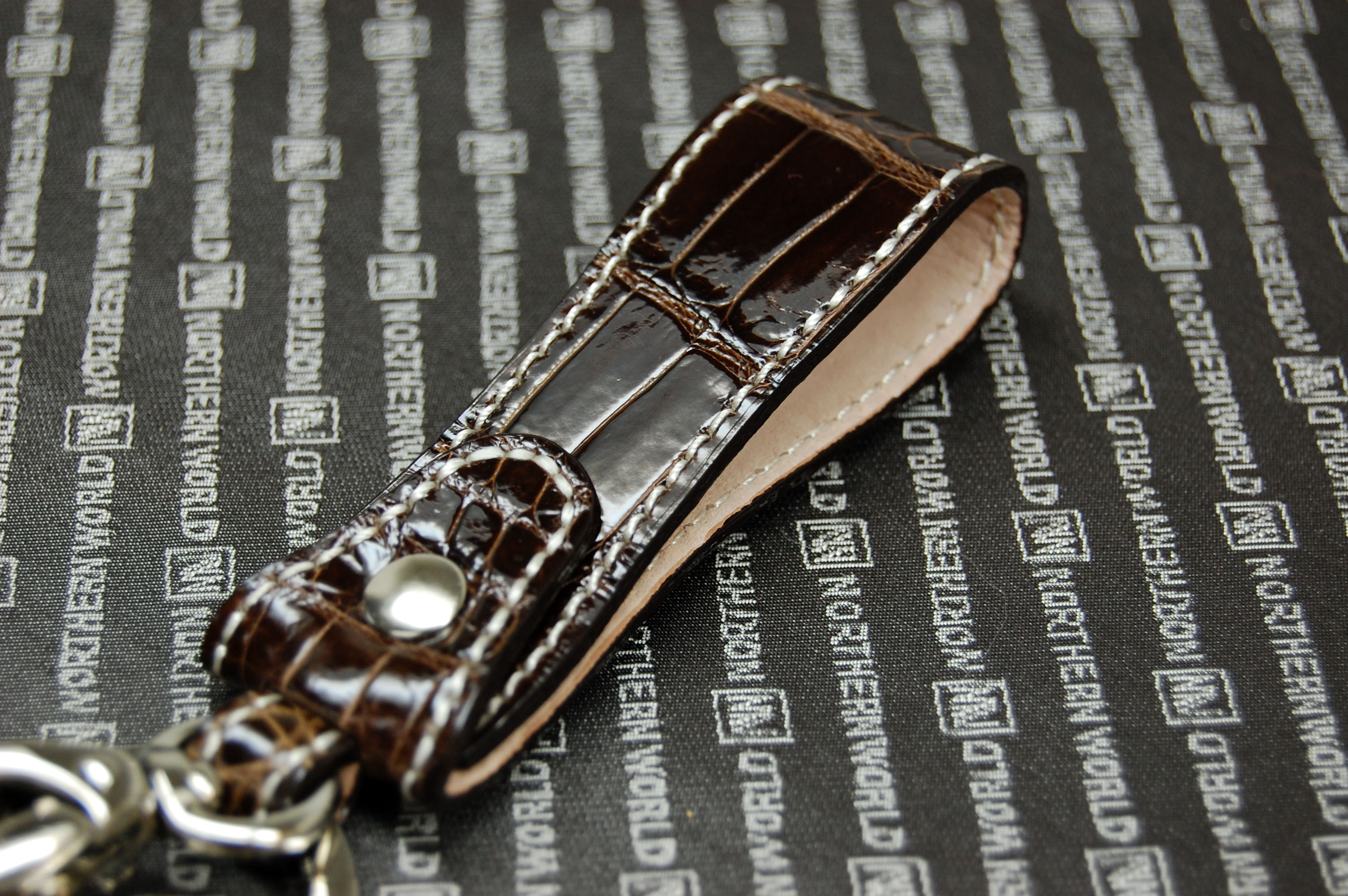 シャイニングクロコダイル　キーホルダーの画像