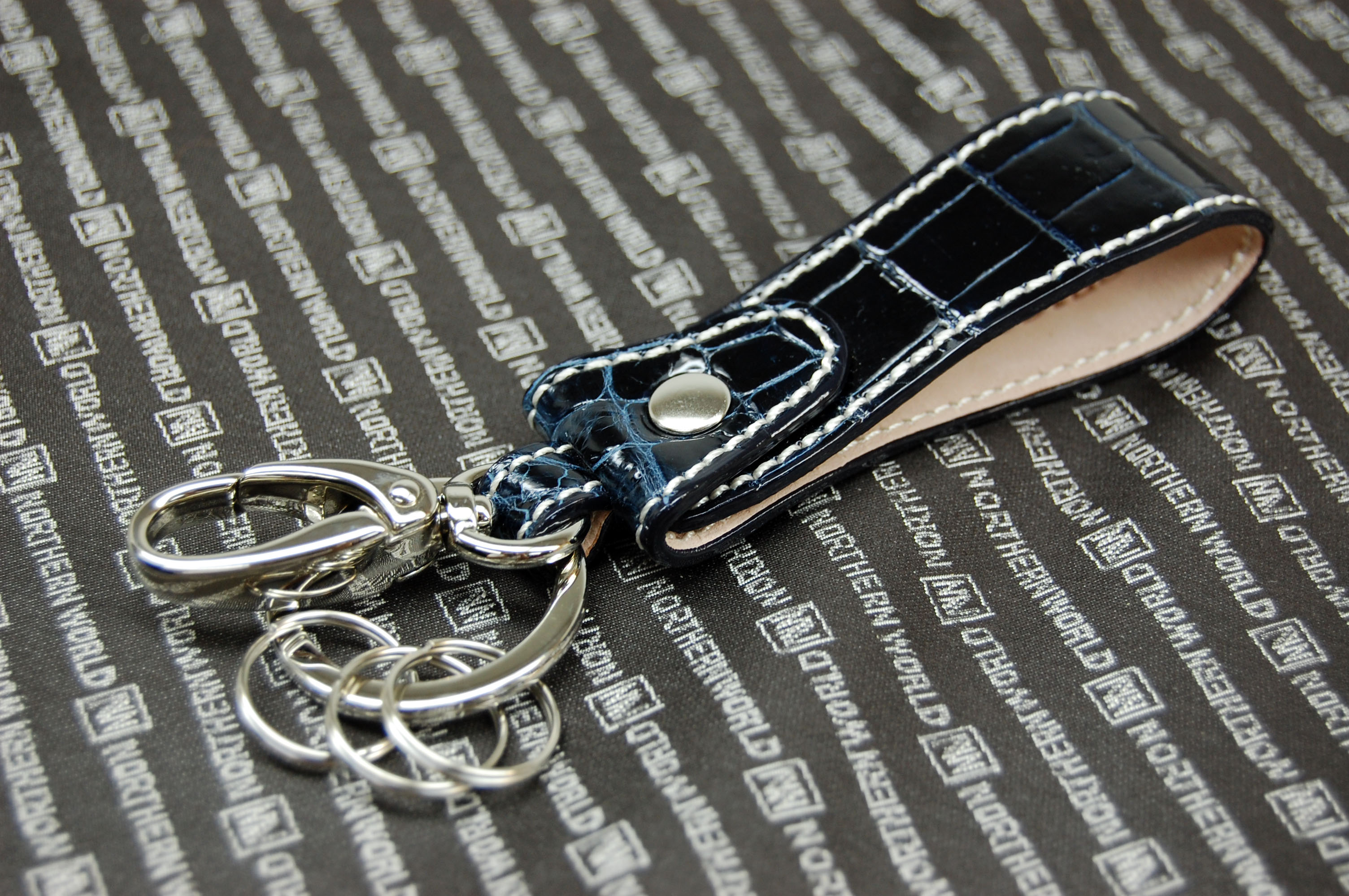 シャイニングクロコダイル　キーホルダーの画像