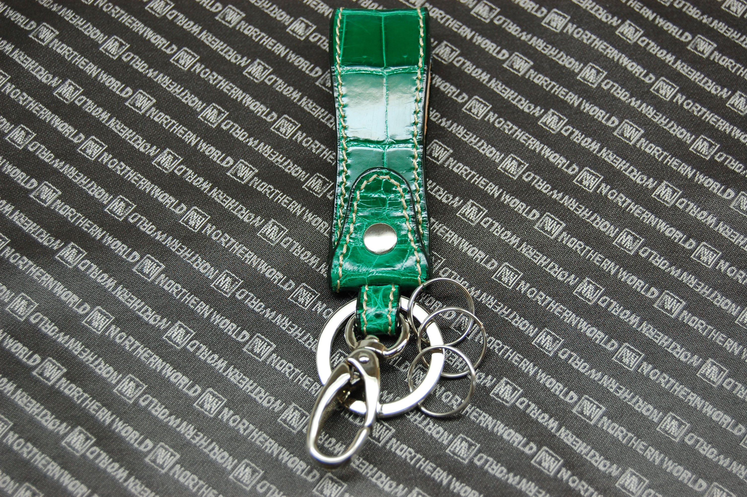 シャイニングクロコダイル　キーホルダーの画像