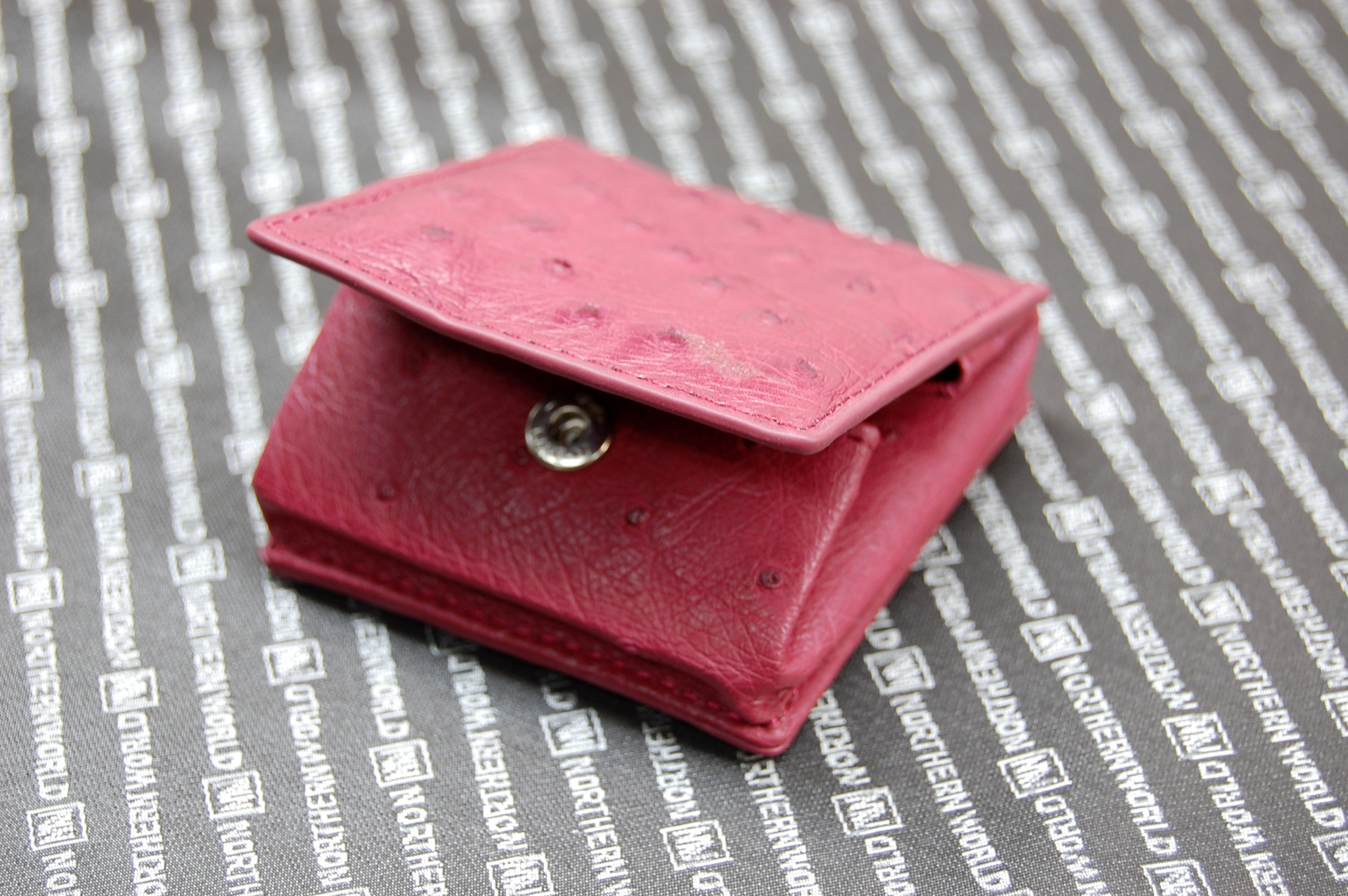 オーストリッチ革　コンパクト小銭入れの画像