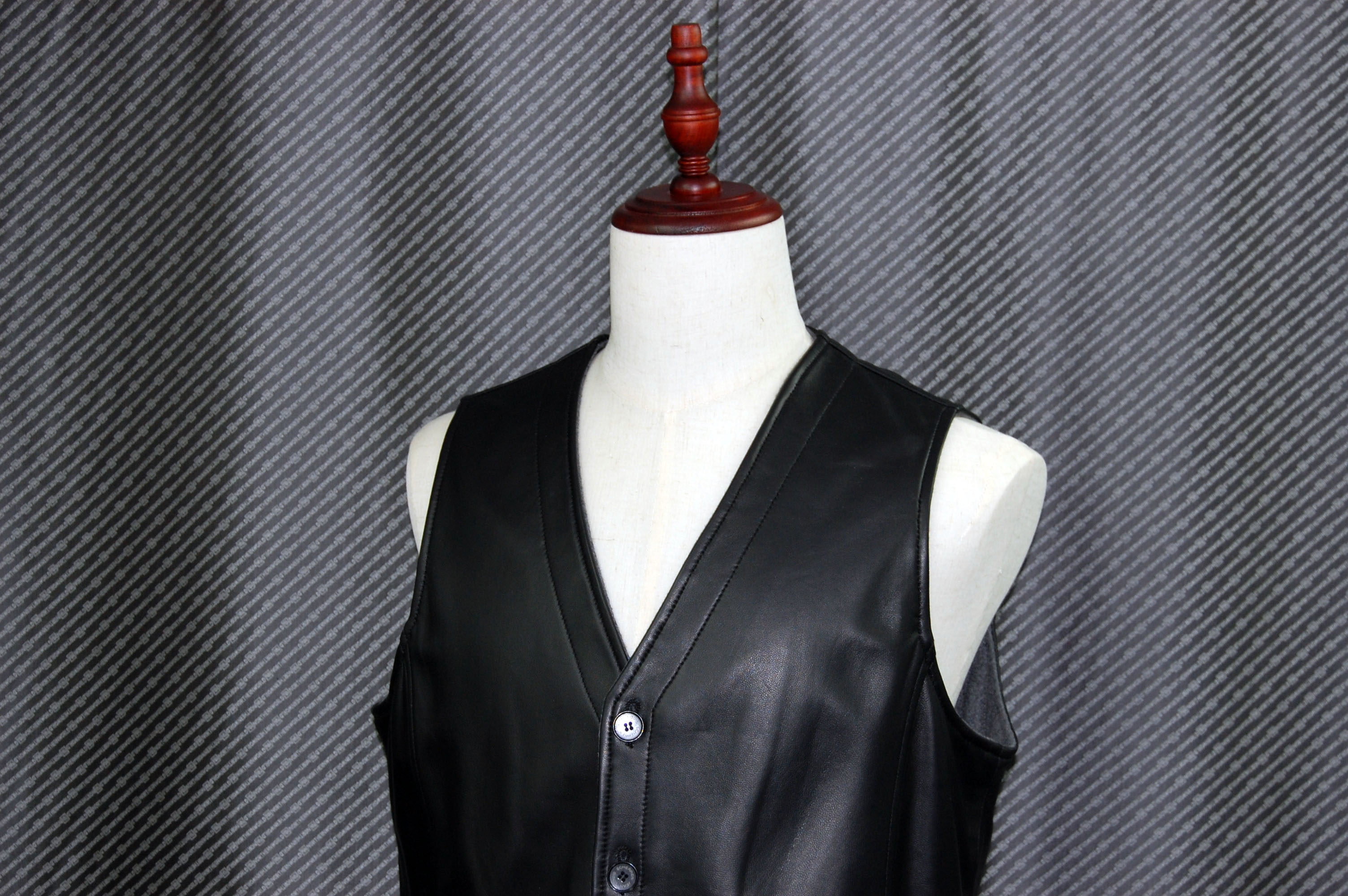 JEAN-LOUIS SCHERRER　Men'sラムレザー＆ウール混　リバーシブルベストの画像