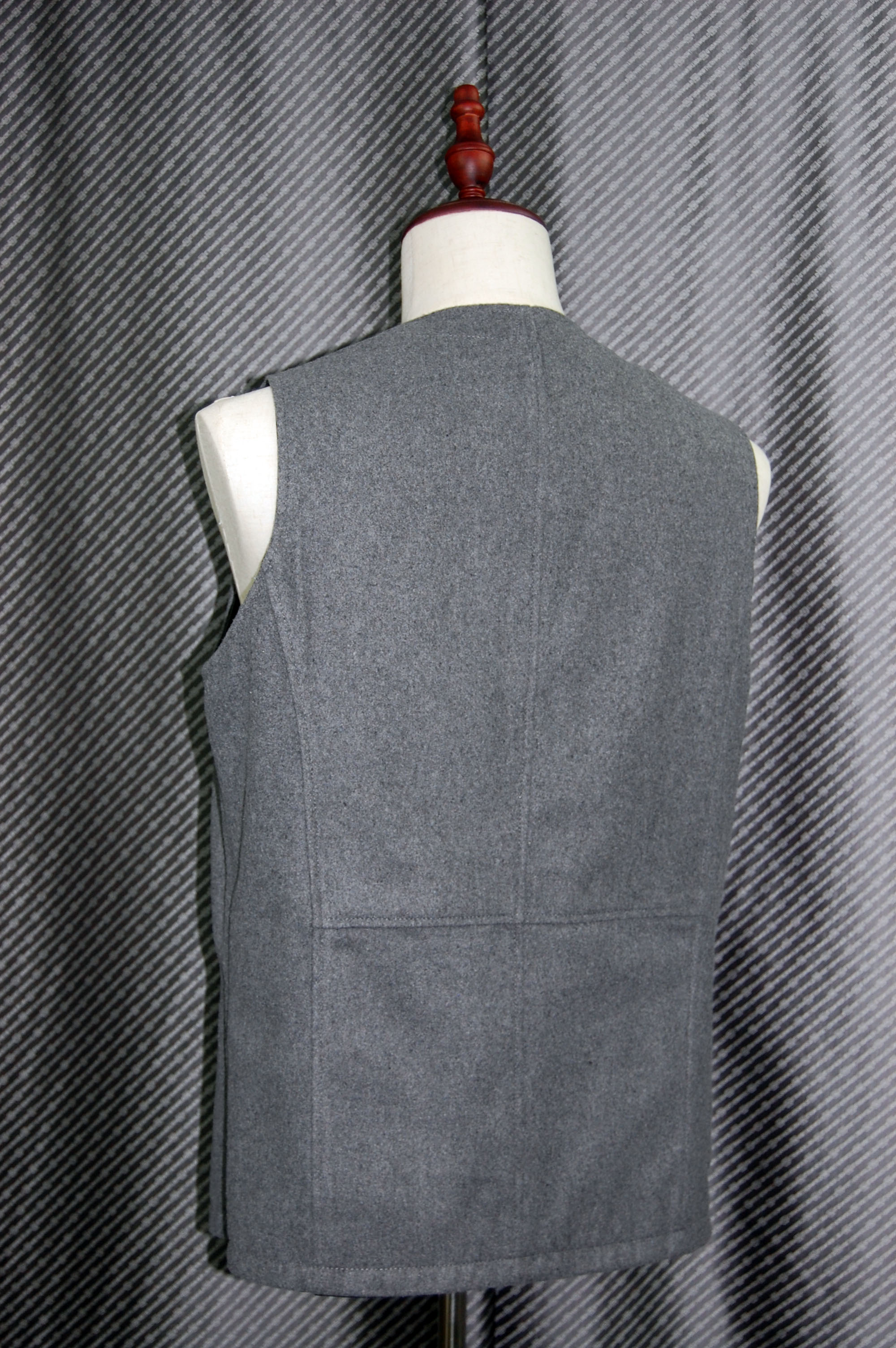 JEAN-LOUIS SCHERRER　Men'sラムレザー＆ウール混　リバーシブルベストの画像