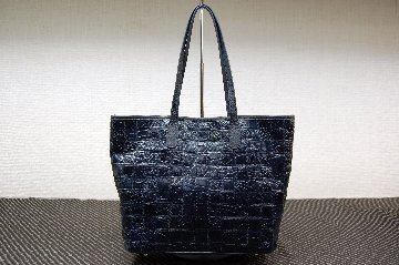 マットクロコダイル　パッチワークトートバッグの画像