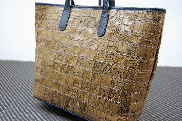マットクロコダイル　パッチワークトートバッグの画像