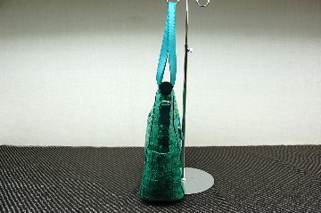 シャイニングクロコダイル　パッチワークトートバッグの画像