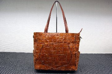 シャイニングクロコダイル　パッチワークトートバッグの画像