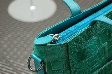 シャイニングクロコダイル　パッチワークトートバッグの画像