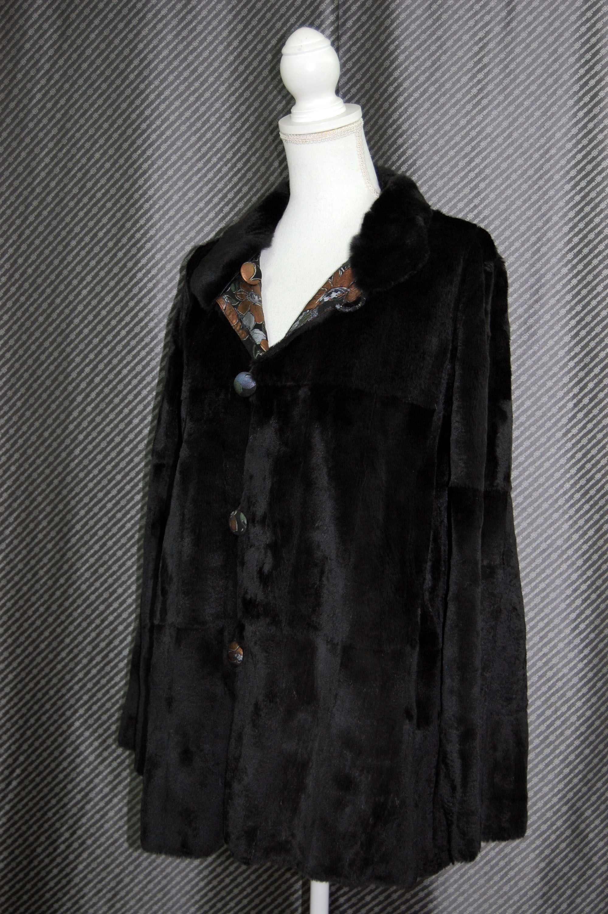 プラックトウィーゼル　ダブルフェイスジャケット　花柄メタリックプリントの画像