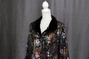 プラックトウィーゼル　ダブルフェイスジャケット　花柄メタリックプリントの画像