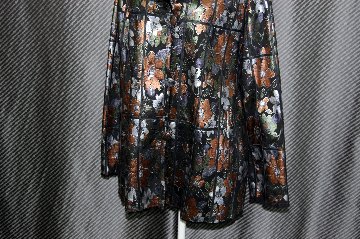 プラックトウィーゼル　ダブルフェイスジャケット　花柄メタリックプリントの画像