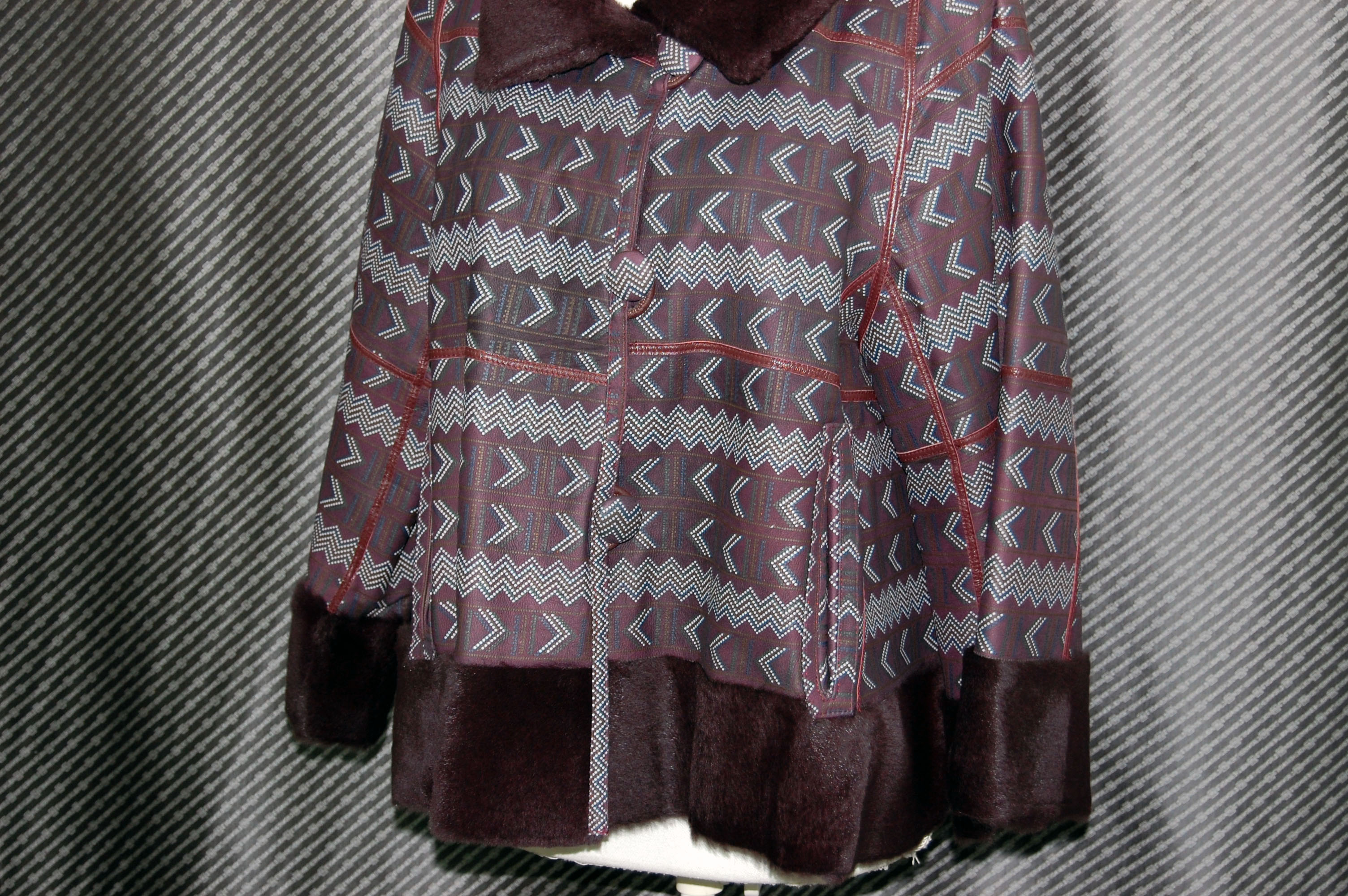 シェアードラビット　ダブルフェイスショートジャケットの画像