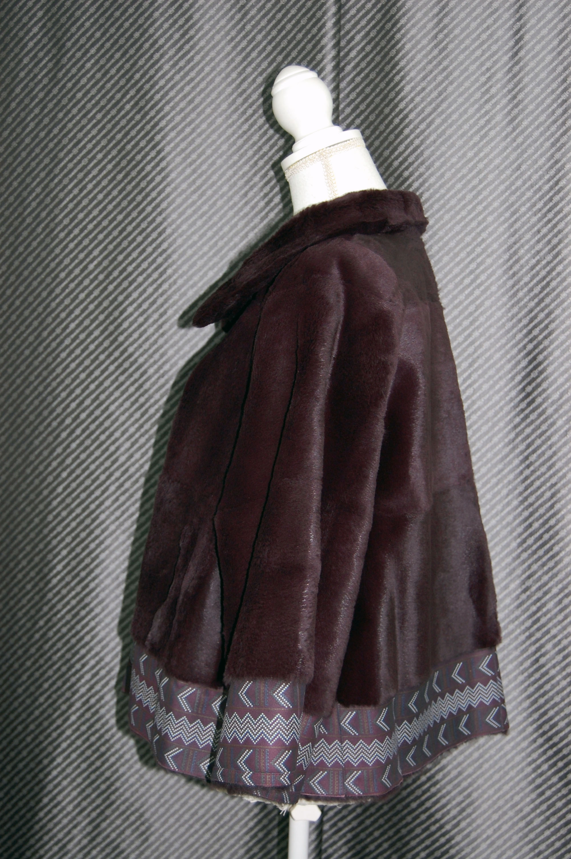 シェアードラビット　ダブルフェイスショートジャケットの画像