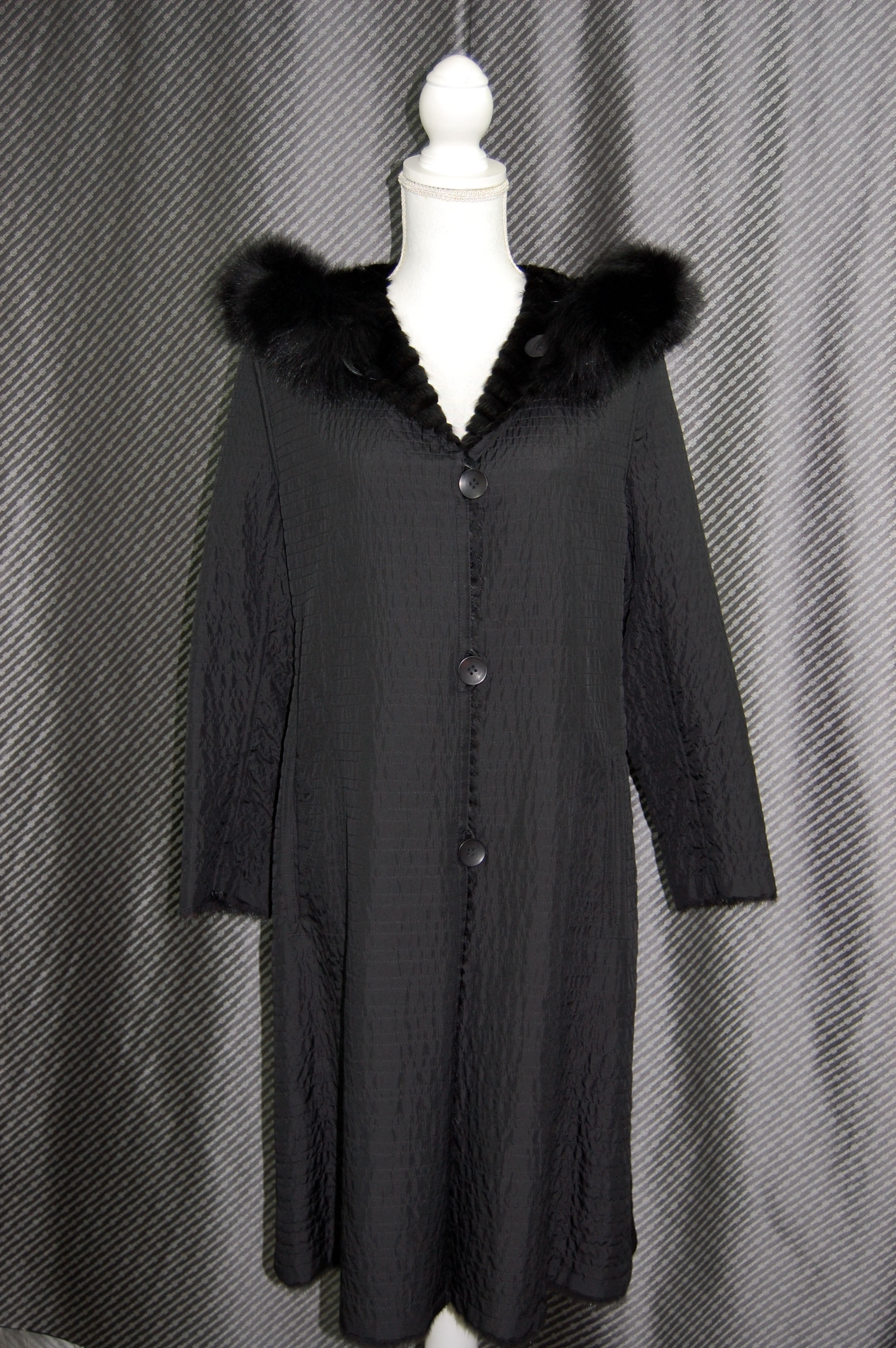 ミンク＆レッキスレイヤー　シルクリバーシブルコート　Foxフードトリムの画像