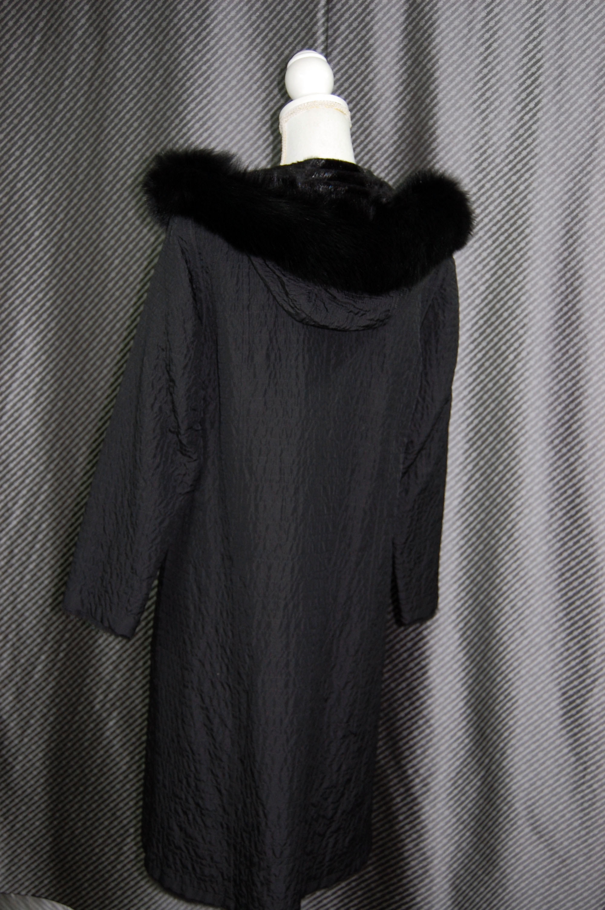 ミンク＆レッキスレイヤー　シルクリバーシブルコート　Foxフードトリムの画像