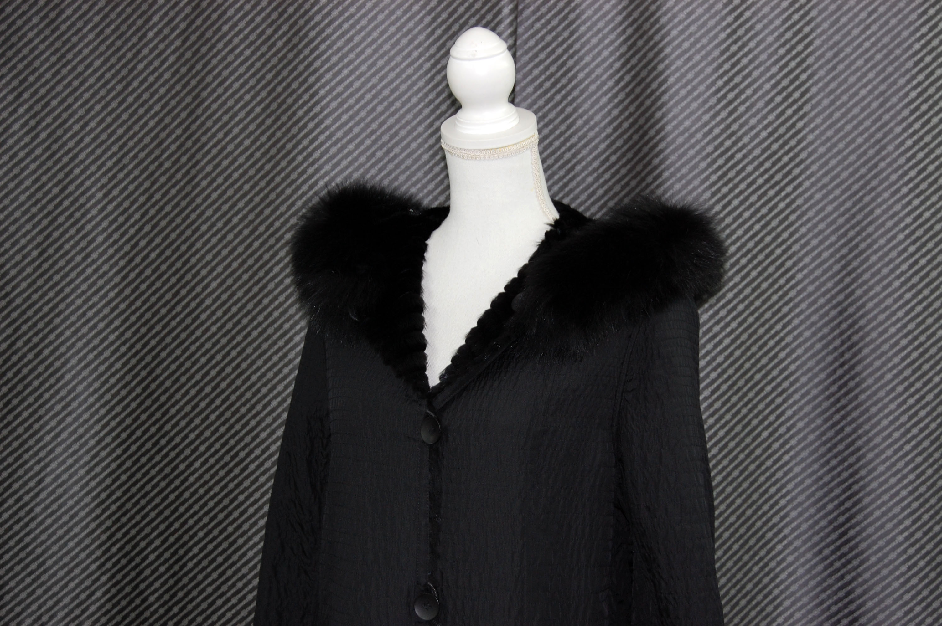 ミンク＆レッキスレイヤー　シルクリバーシブルコート　Foxフードトリムの画像