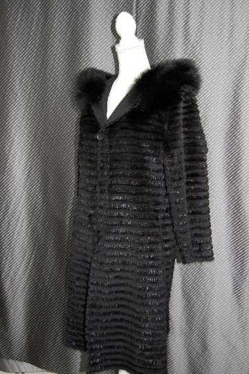ミンク＆レッキスレイヤー　シルクリバーシブルコート　Foxフードトリムの画像