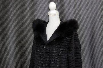 ミンク＆レッキスレイヤー　シルクリバーシブルコート　Foxフードトリムの画像