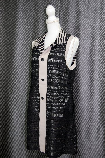 ラムレザー＆レース　リバーシブルロングベストの画像