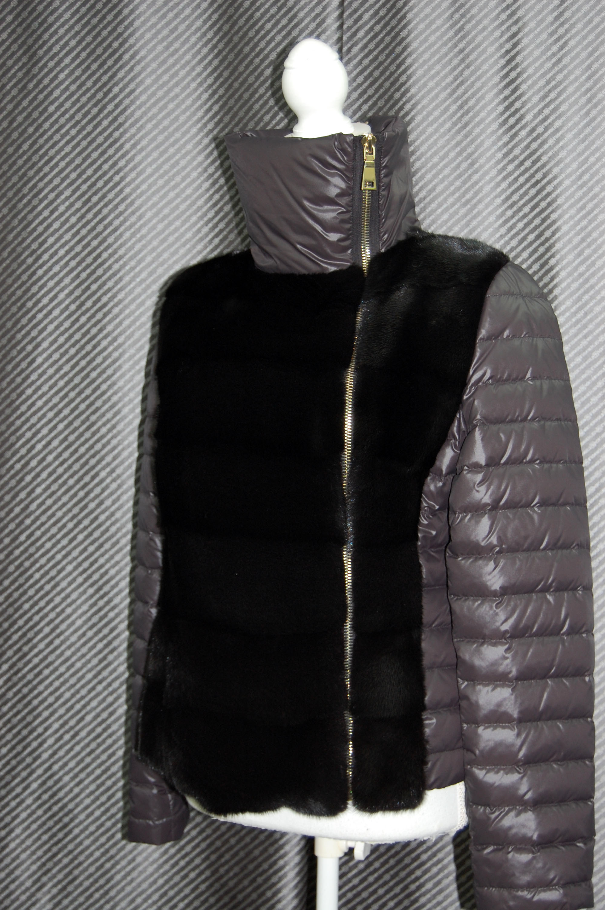 ミンク＆ダウン　デザインジャケットの画像